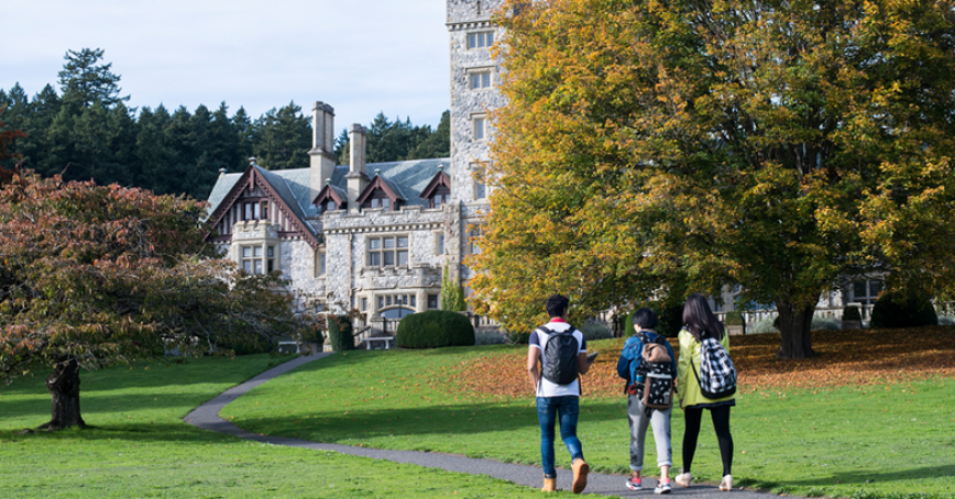 students walking on RRU campus