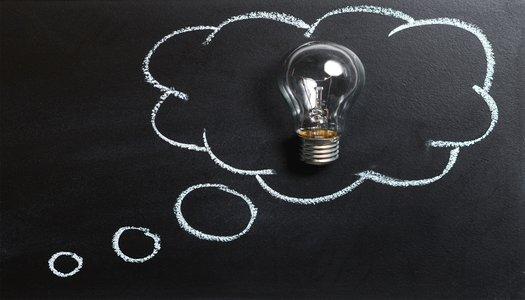 blackboard-thought-bubble-with-lightbulb-in-it