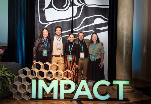 From left to right: Rebecca Wilson-Mah (assoc. prof.), Raimundo Olivos, Veronica Santiago, Agrim Banerjee, Nancy Prévost-Maurice (MACAL student).